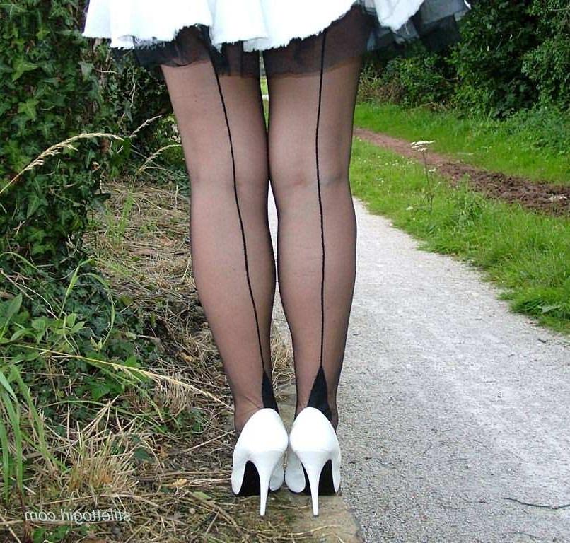 15P Shy amateur babe in stockings and heels