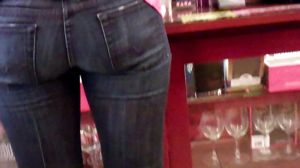 14P Nice ass & butt in blue jeans at the Liquor store