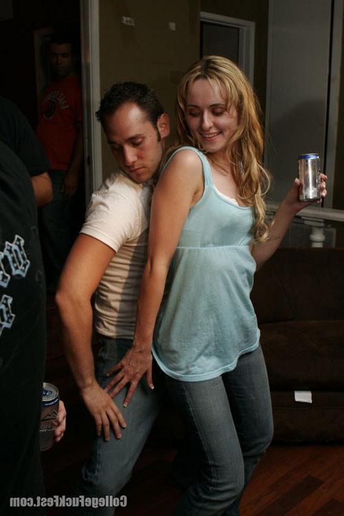 16P Hot lesbians at college party sex