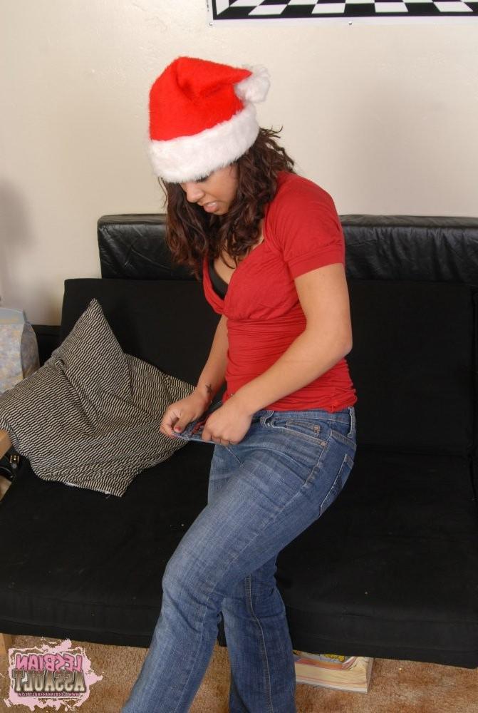 15P Sleeping drunk coed getting nailed with a strap on after a party