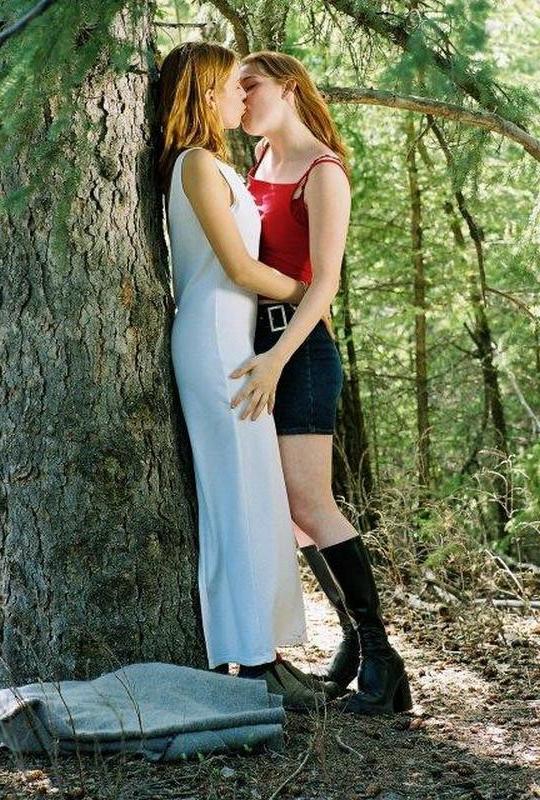 16P Teen lesbians licking pussy hard in the woods