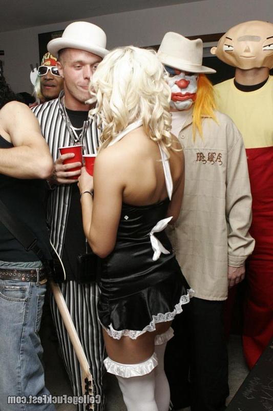 16P Hot drunk coeds try lesbian sex on college fuck party
