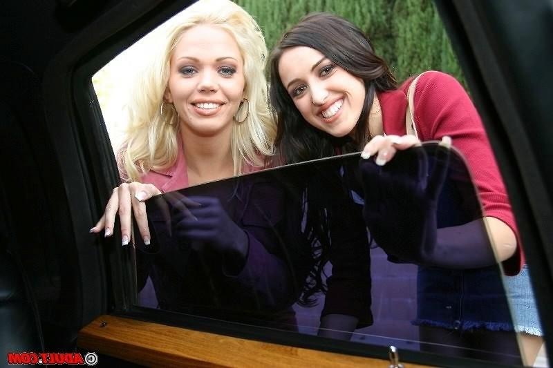 16P Two pretty babes enjoying lesbian sex in limo
