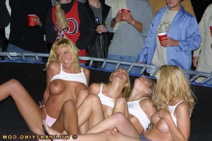 16P Drunk lesbians jumping on a trampoline