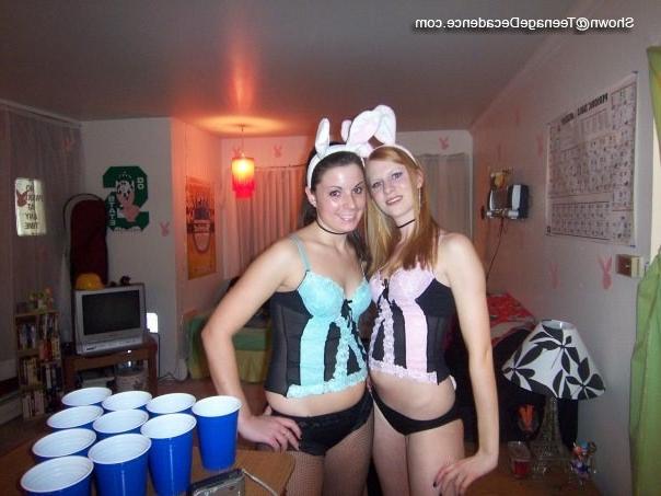 16P Redhead party teen
