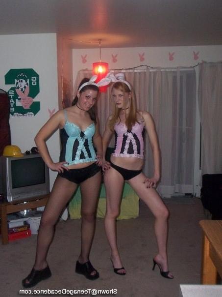 16P Redhead party teen