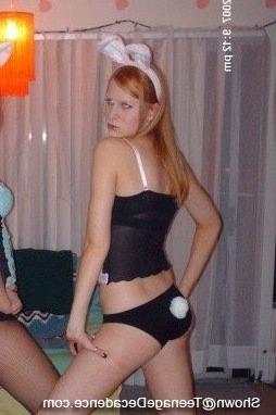 16P Redhead party teen