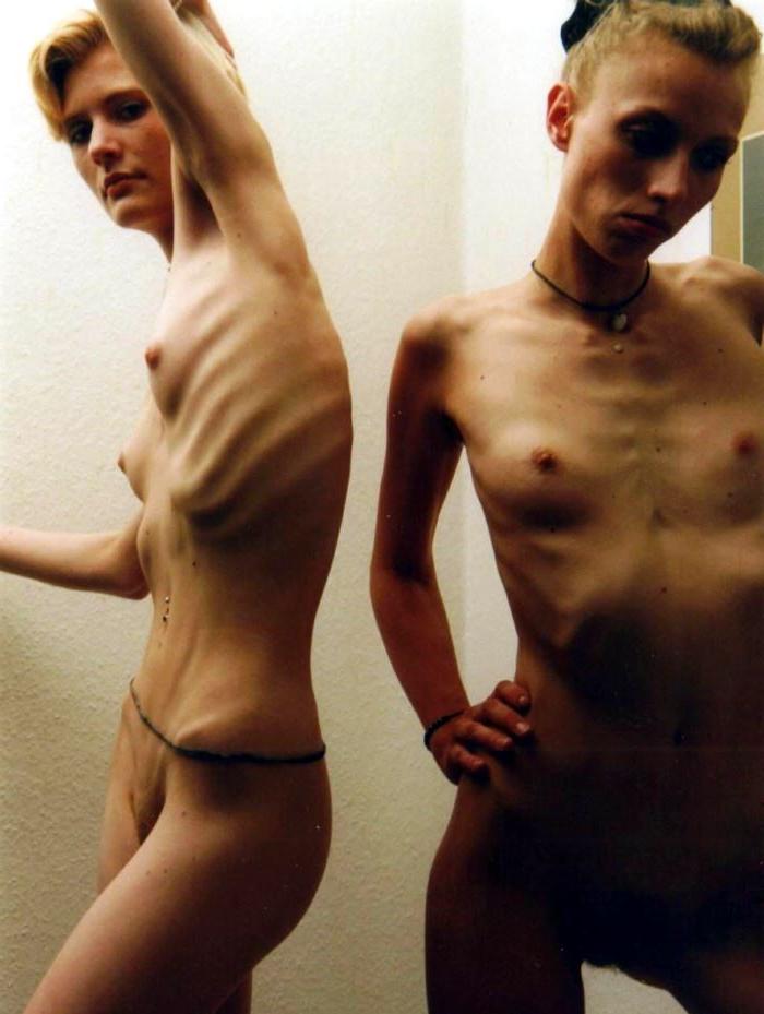 10P Skinny Girls