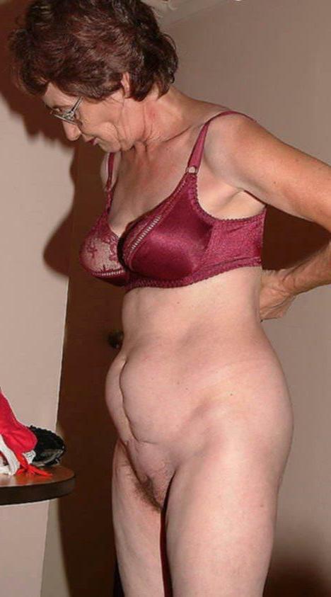 16P Mature women sex