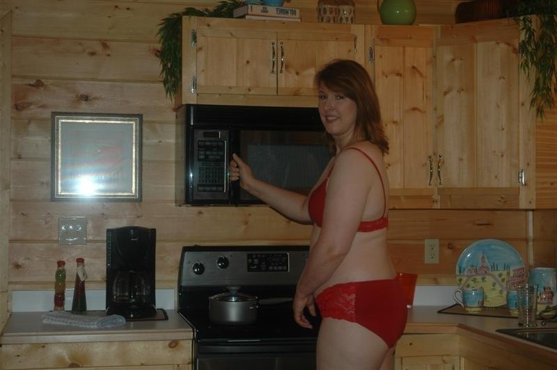 8P Blonde mature gives a hard fuck