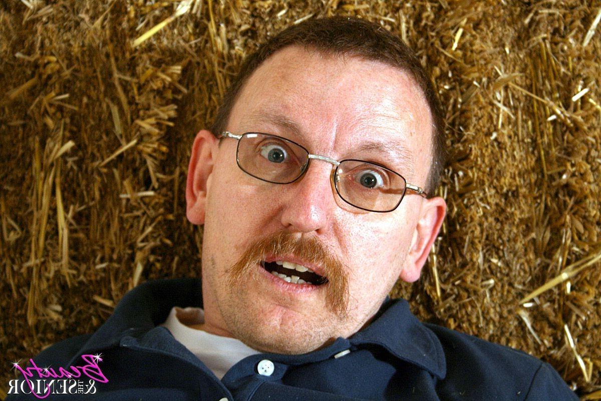 14P Dirty senior with a mustache enjoys a young pussy