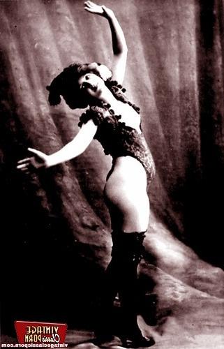 12P Several vintage ladies showing their sensual dance moves