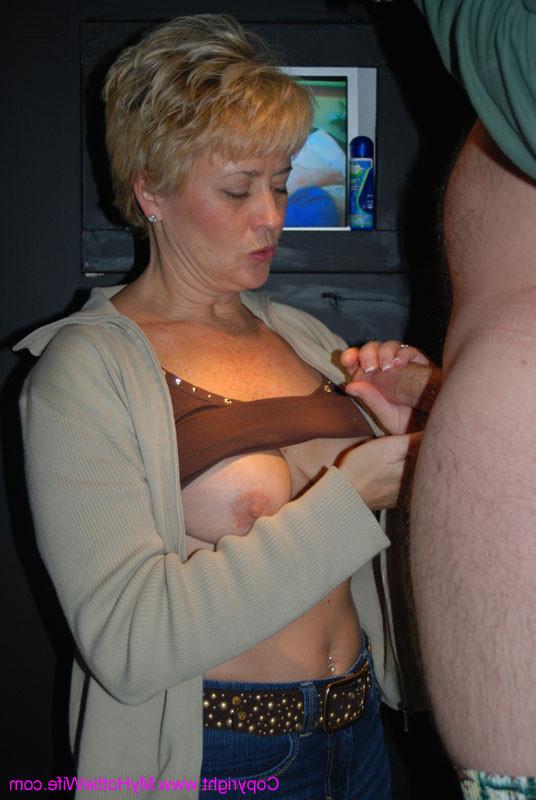 15P A swinger mom playing with some guys dick