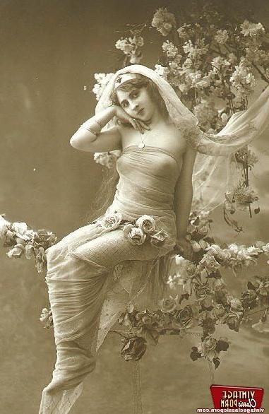 12P Several cute ladies showing their sensual vintage lingerie