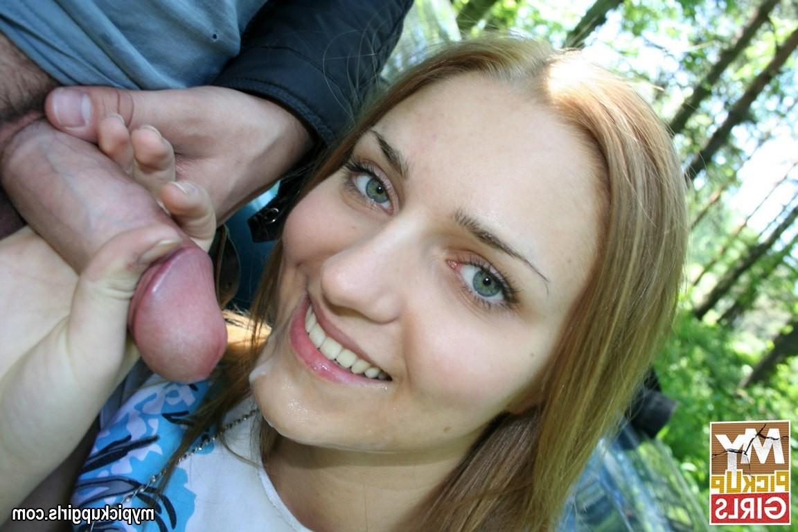 16P Young sucks two cocks at once in a forest