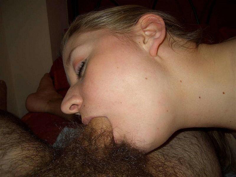 15P Amateur girlfriends sucking cock
