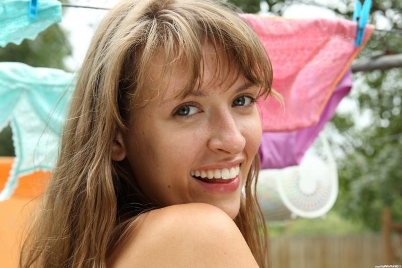 16P Charlot toying her pussy outdoor