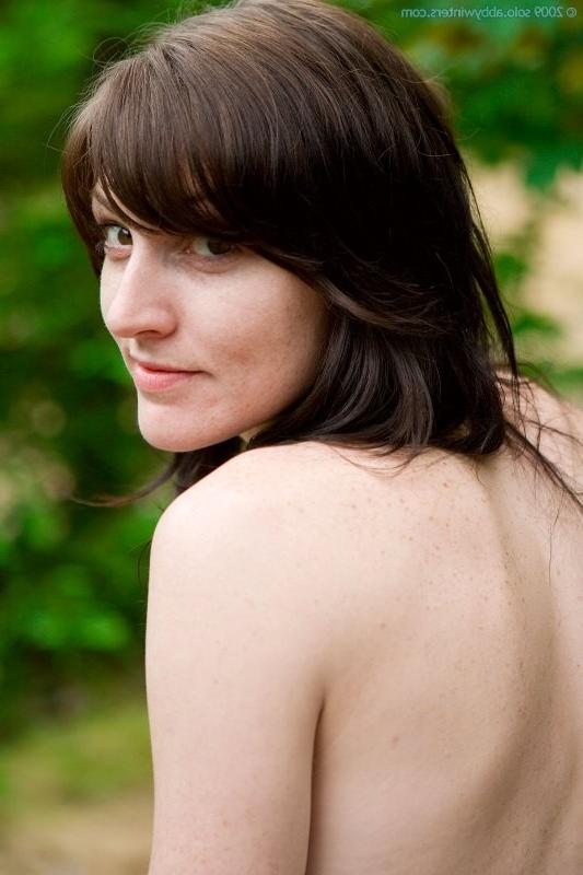16P Girl getting naked in the forest