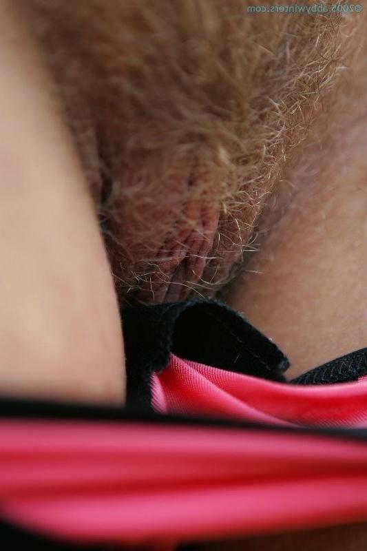 16P Poppy undressing and posing outdoor
