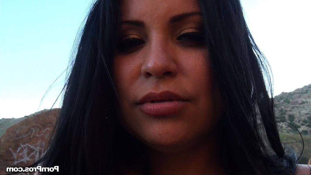 16P Busty Sophia Lomeli loves sex in public places