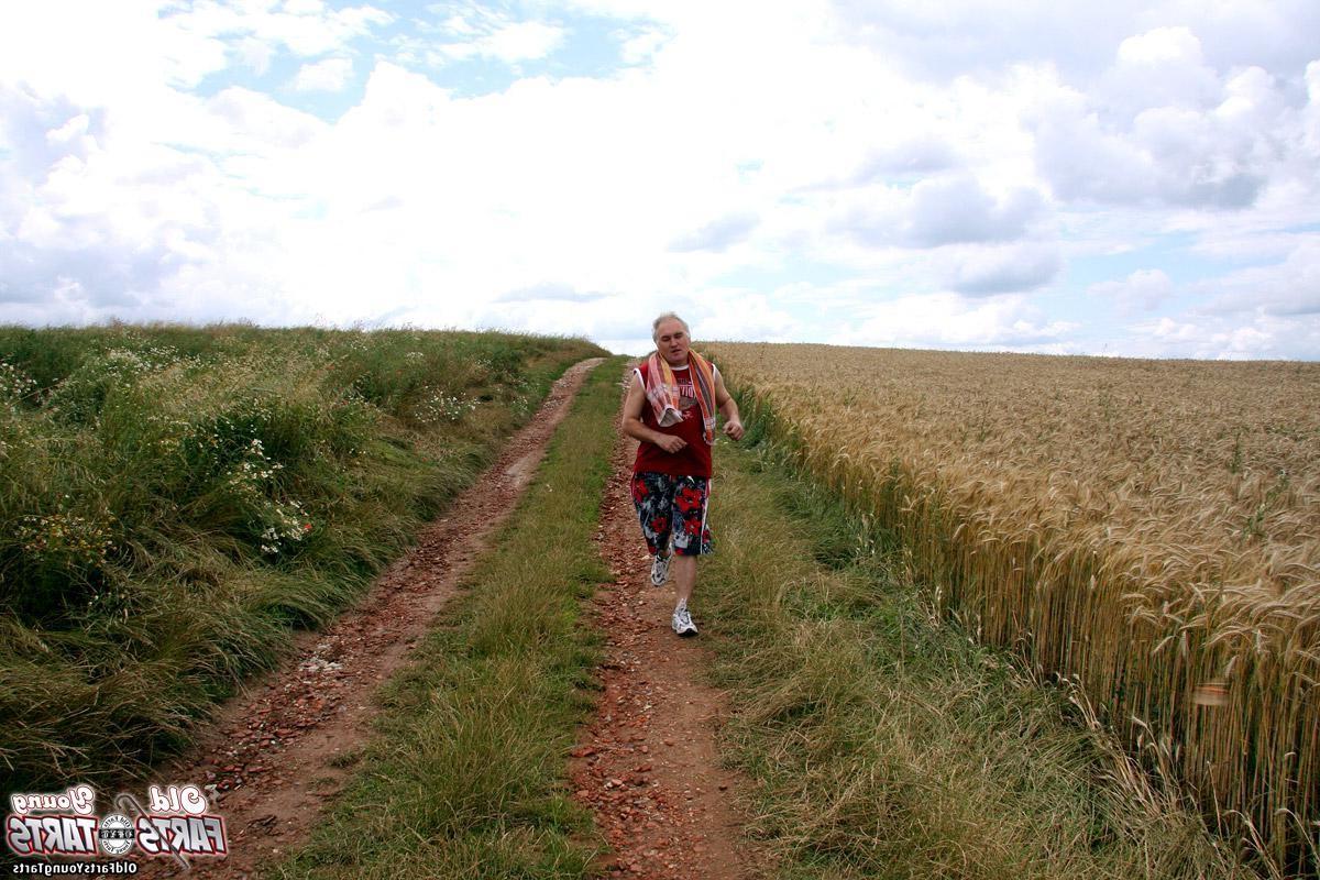 12P Horny old forest runner fucks a young sexy chick