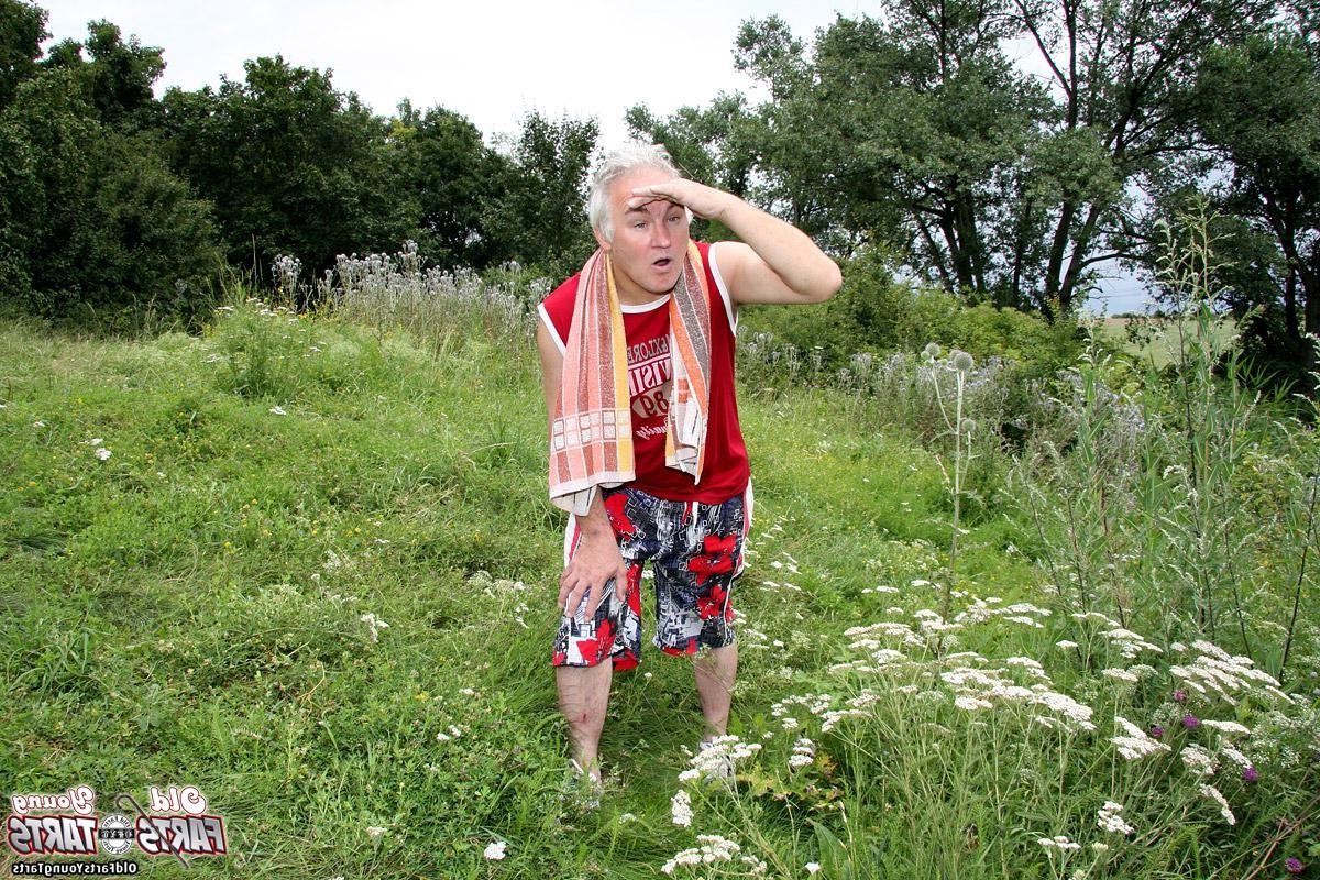 12P Horny old forest runner fucks a young sexy chick