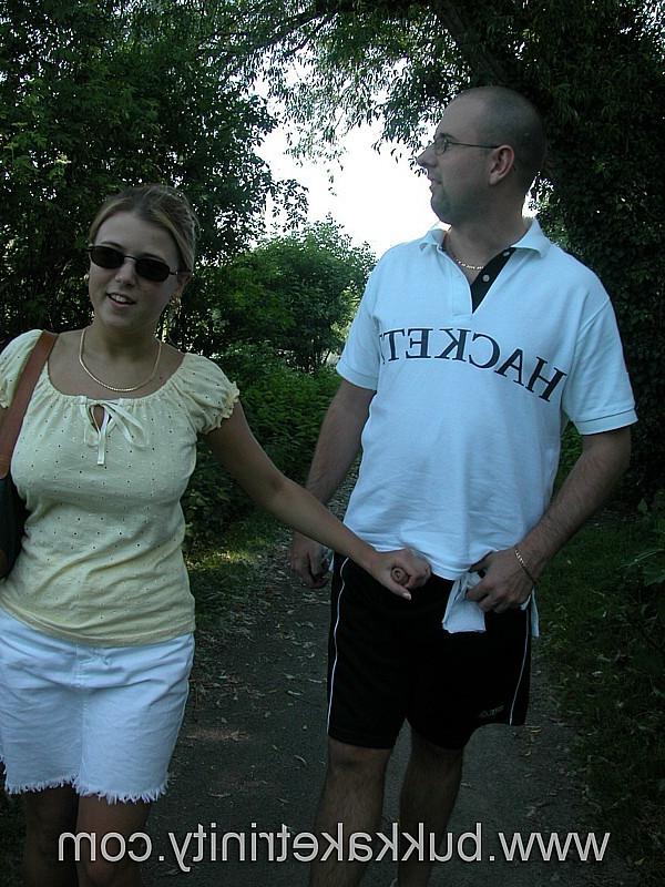 19P Busty hot sexy wife loves outdoor sex