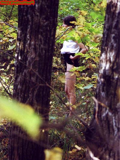 16P Spying on teen peeing in the forest