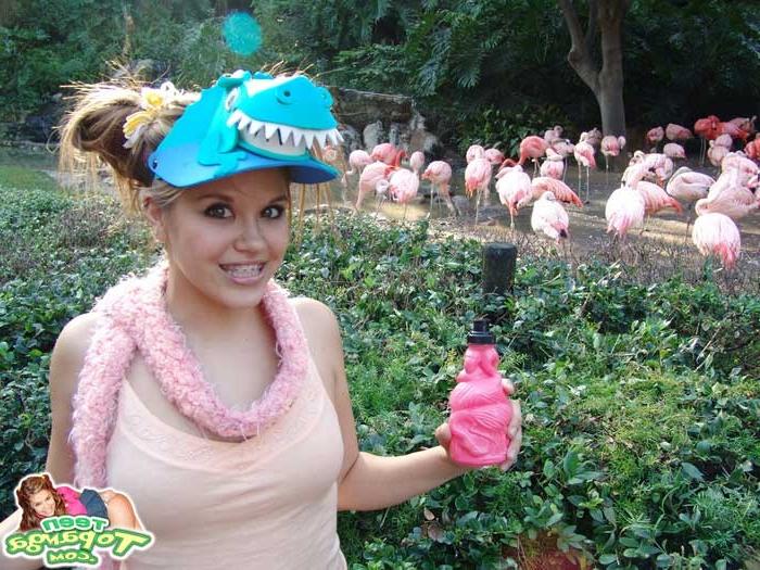 16P Barely legal Teen Topanga has some fun at the zoo
