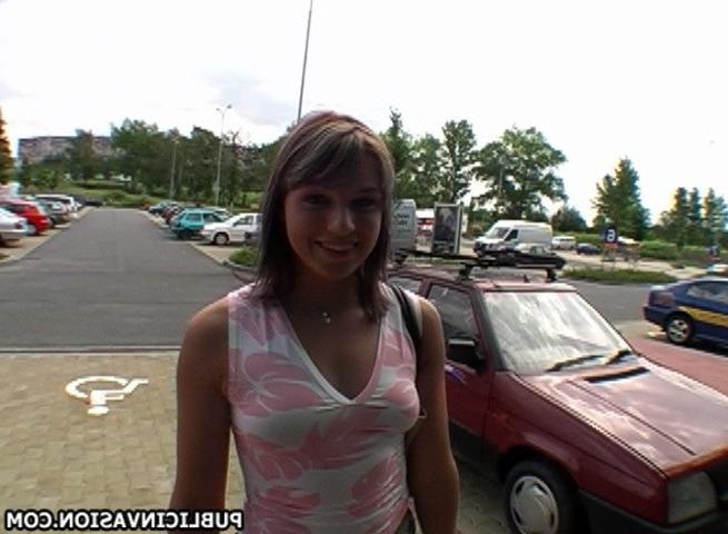 16P a real amazing outdoor sex action for this sexy hottie