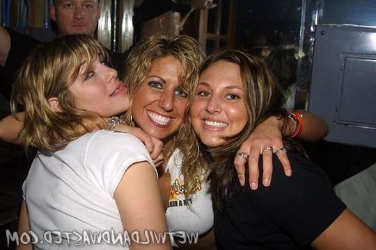 15P drunk sluts flashing fucking nice tits