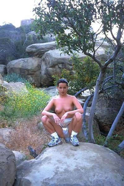 20P Pornstar posing outdoor