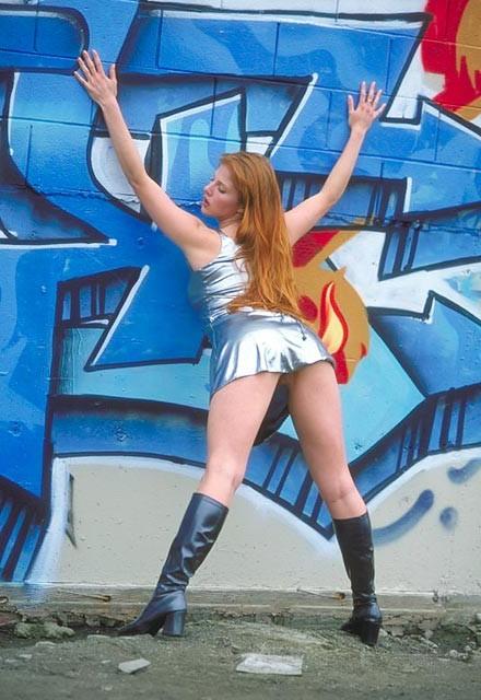 18P Outdoor redhead shows her orange pubs