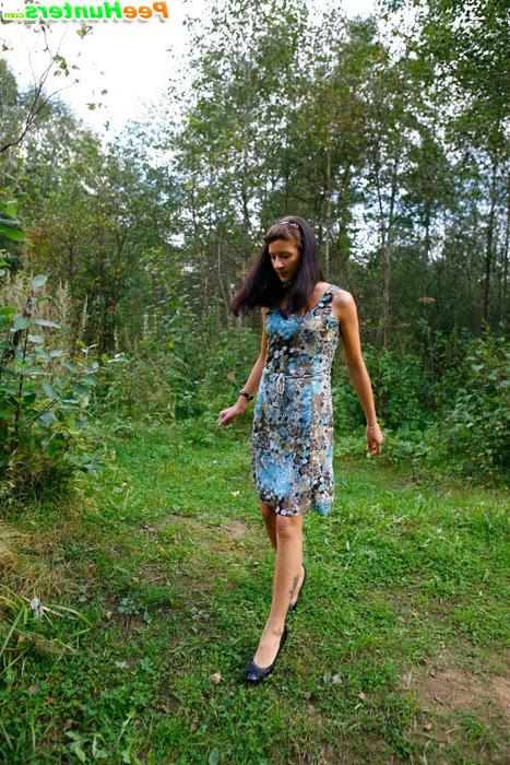 16P Cute babe plays watersports on a quiet forest glade