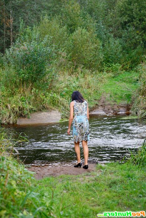 16P Cute babe plays watersports on a quiet forest glade