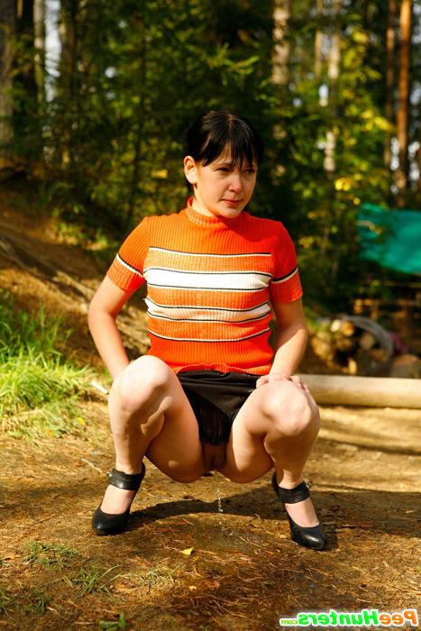 16P Careless puss peeing on a beautiful forest glade