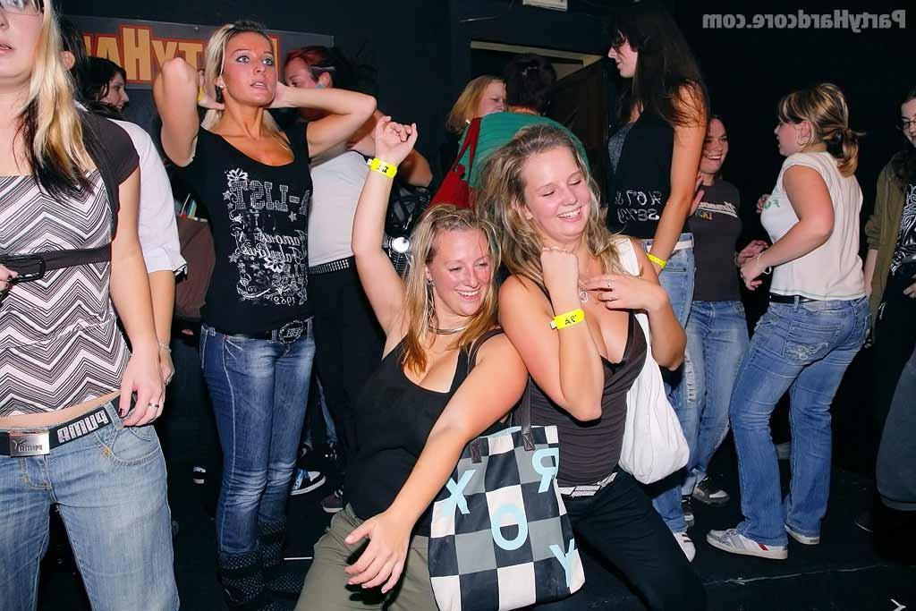 16P Drunk amateurs hardcore party sex