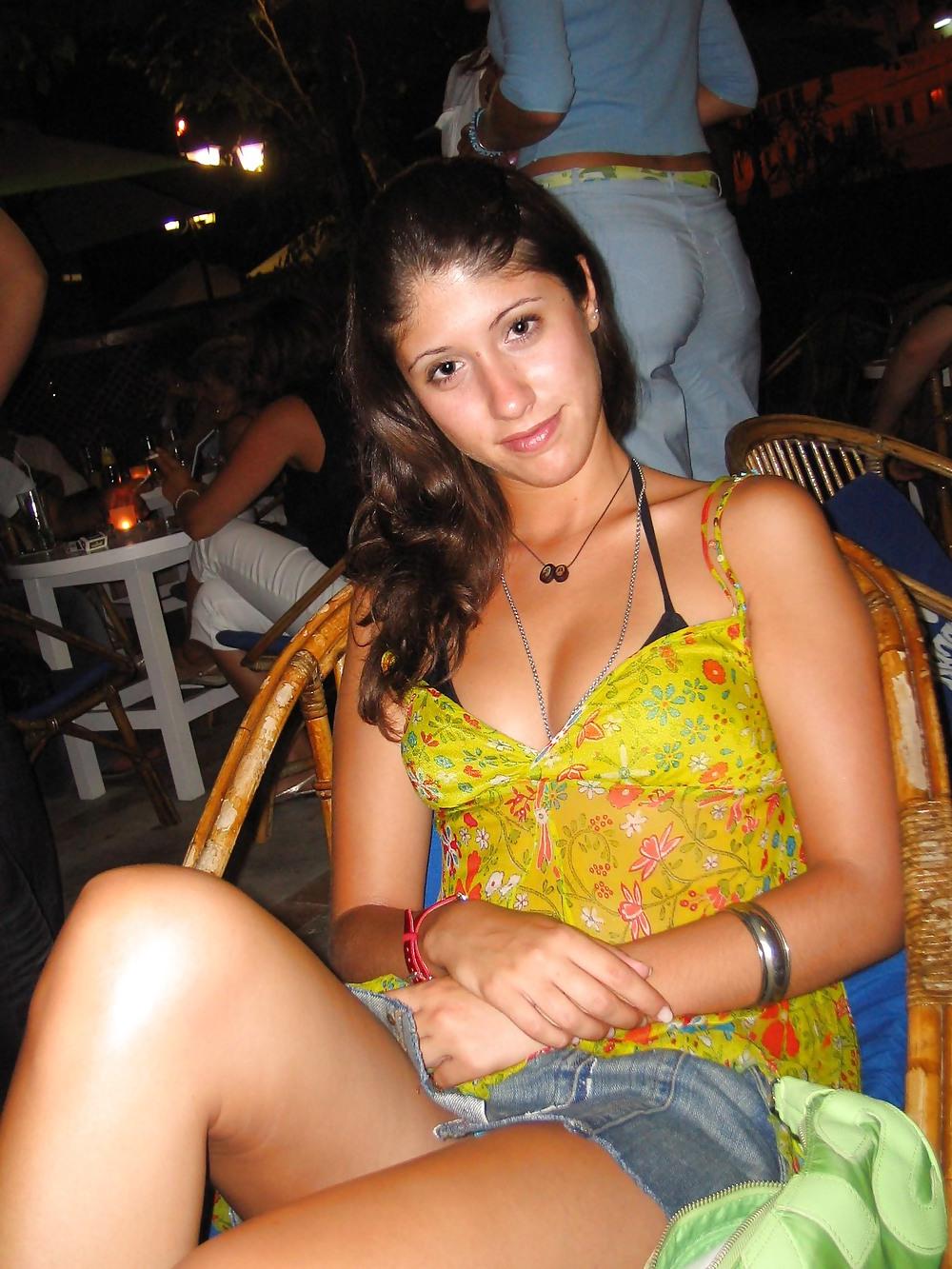 25P Italian teen poses for his bf - hot tight body