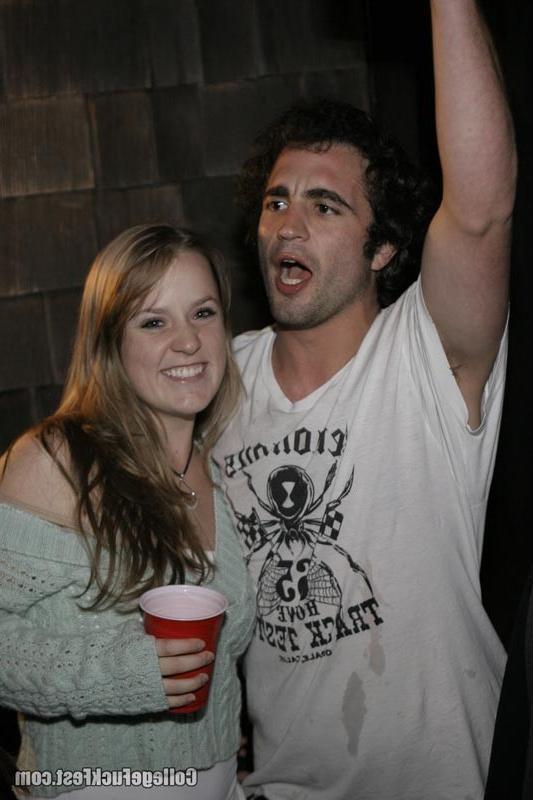 16P Drunk horny college teen sucks and fucks at hardcore party
