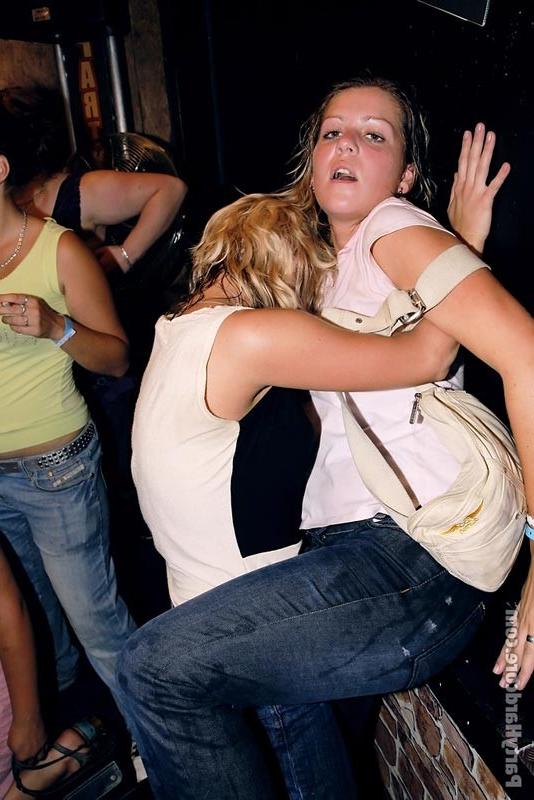 16P Hot drunk bitches sucking and fucking in sex party