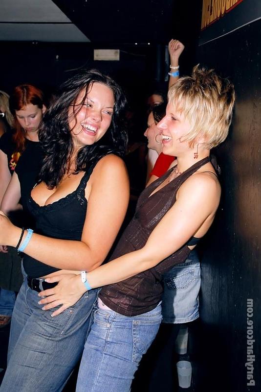 16P Hot drunk bitches sucking and fucking in sex party