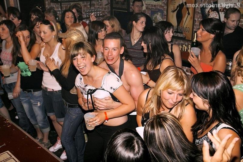 16P Sexy hot drunk sluts sucking and fucking in sex party