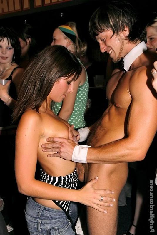 16P Sexy hot drunk sluts sucking and fucking in sex party