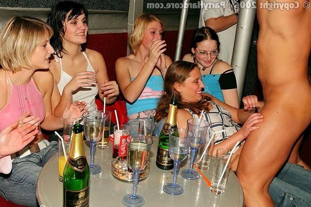 12P Drunk underground orgy in discotheque