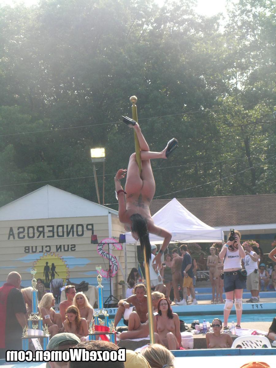 12P drunk women showing off their naked bodies
