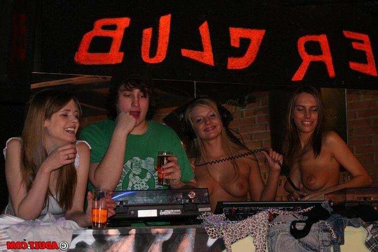 20P Horny drunk chicks take a part in this amazing hardcore party
