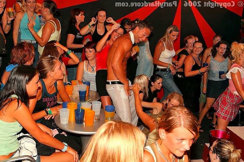 20P Drunk teens groping the male strippers at a party hardcore