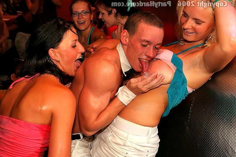 20P Drunk teens groping the male strippers at a party hardcore