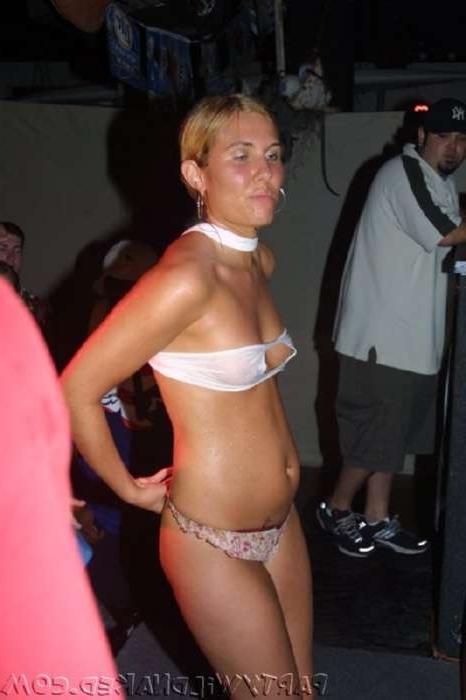 20P Wild coeds partying naked and flashing drunk boobies