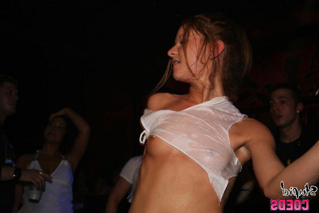 16P drunk teen college girls show their tits in wild wet t shirt con